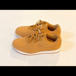 FILA Classico FB Wheat Sneakers